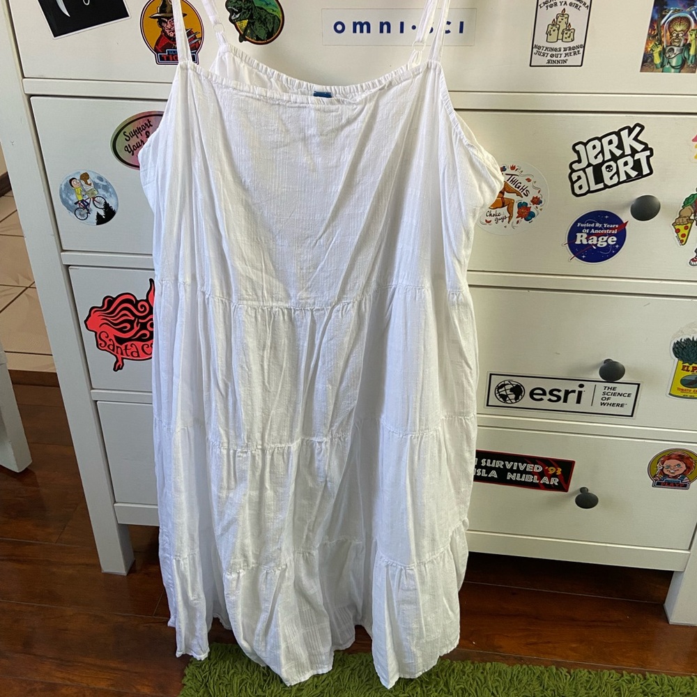 White plus size dress